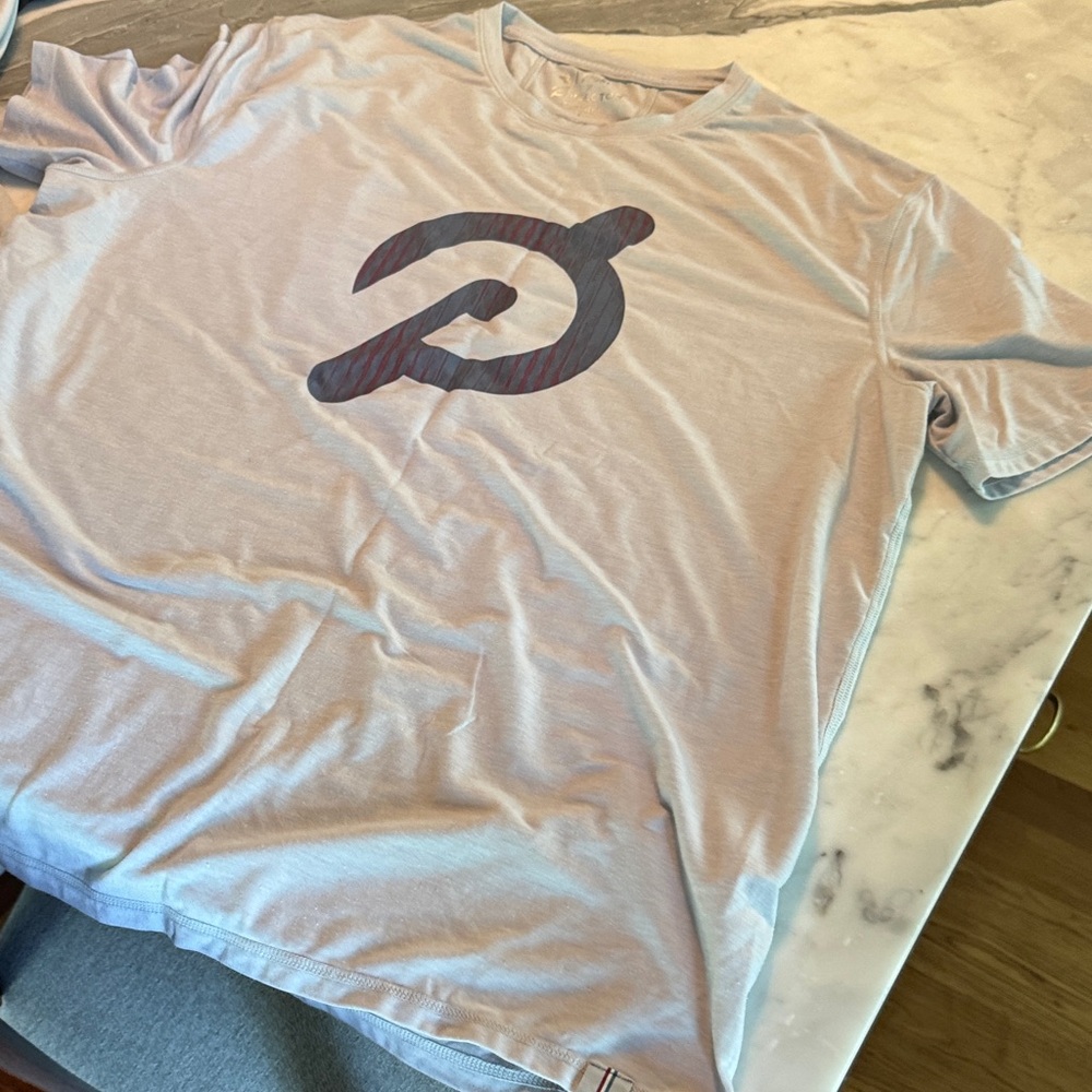 Fourlaps Peloton shirt - Grey - logo - workout shirt